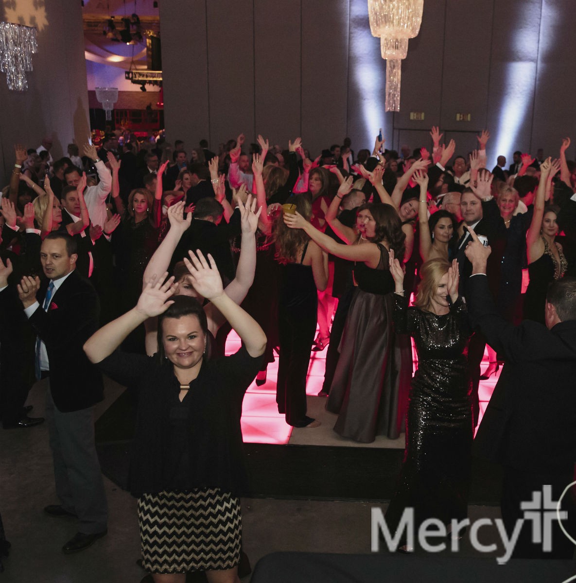 Recordbreaking Night for Mercy's White Christmas Charity Ball Mercy